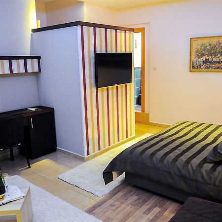 Beach Villa Bb โปดสตรานา ภายนอก รูปภาพ