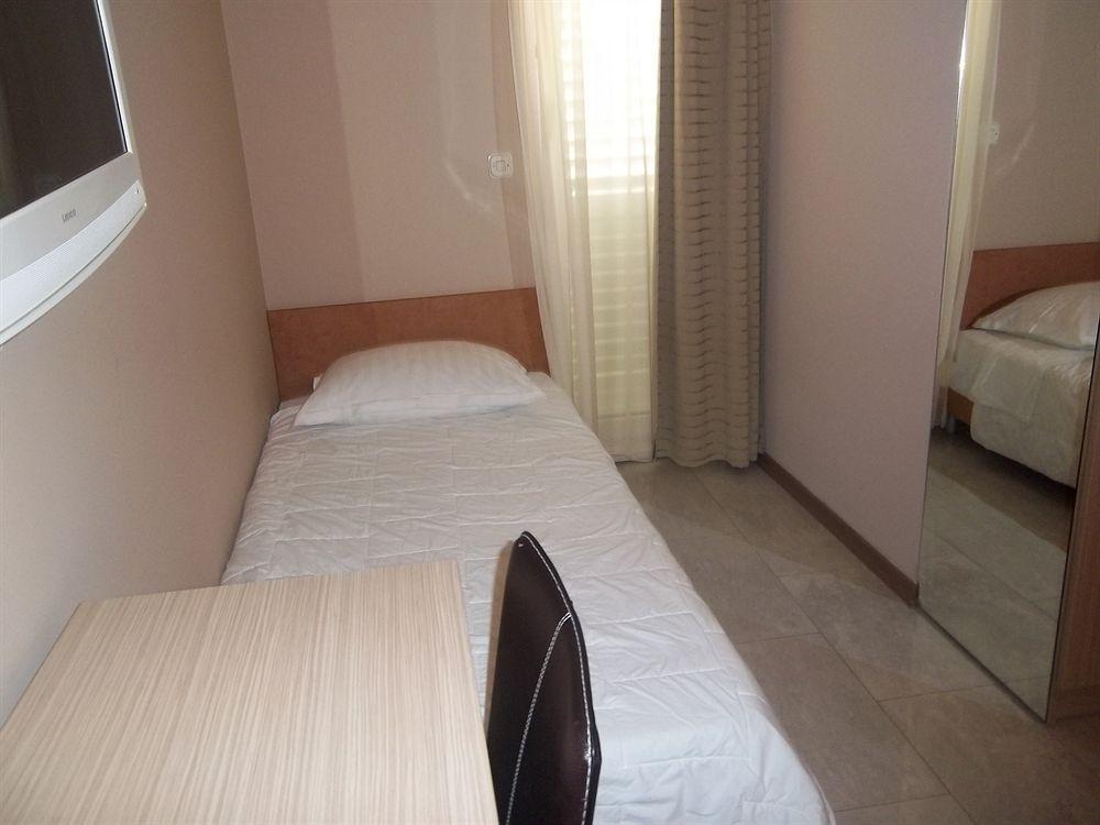 Beach Villa Bb โปดสตรานา ภายนอก รูปภาพ