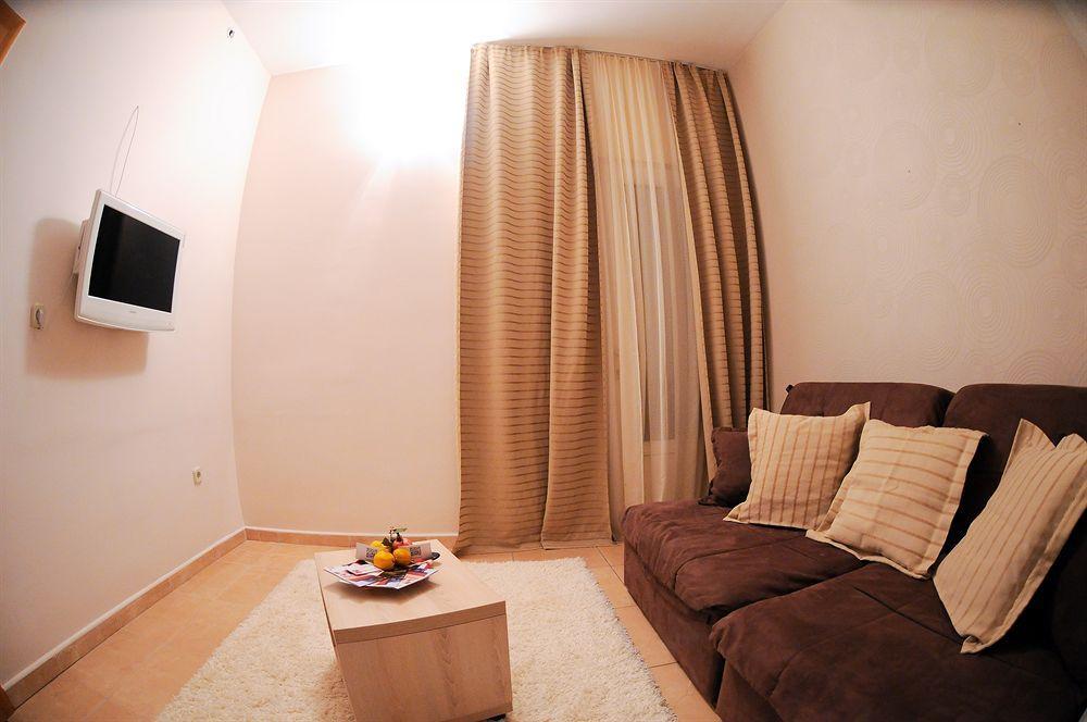 Beach Villa Bb โปดสตรานา ภายนอก รูปภาพ