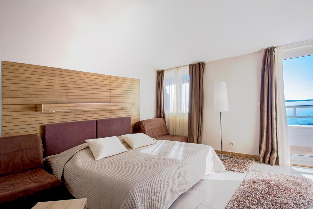 Beach Villa Bb โปดสตรานา ภายนอก รูปภาพ
