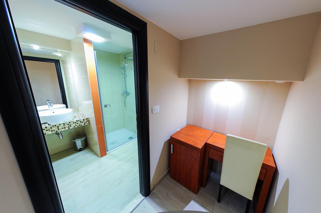 Beach Villa Bb โปดสตรานา ภายนอก รูปภาพ